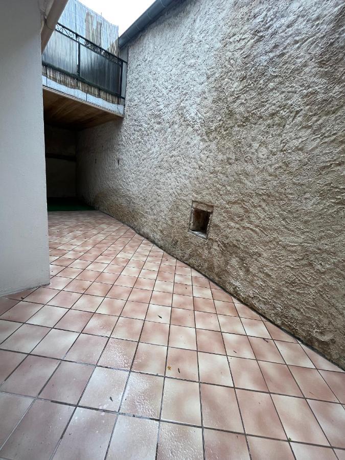 Chez Sam Apartment Langres Luaran gambar
