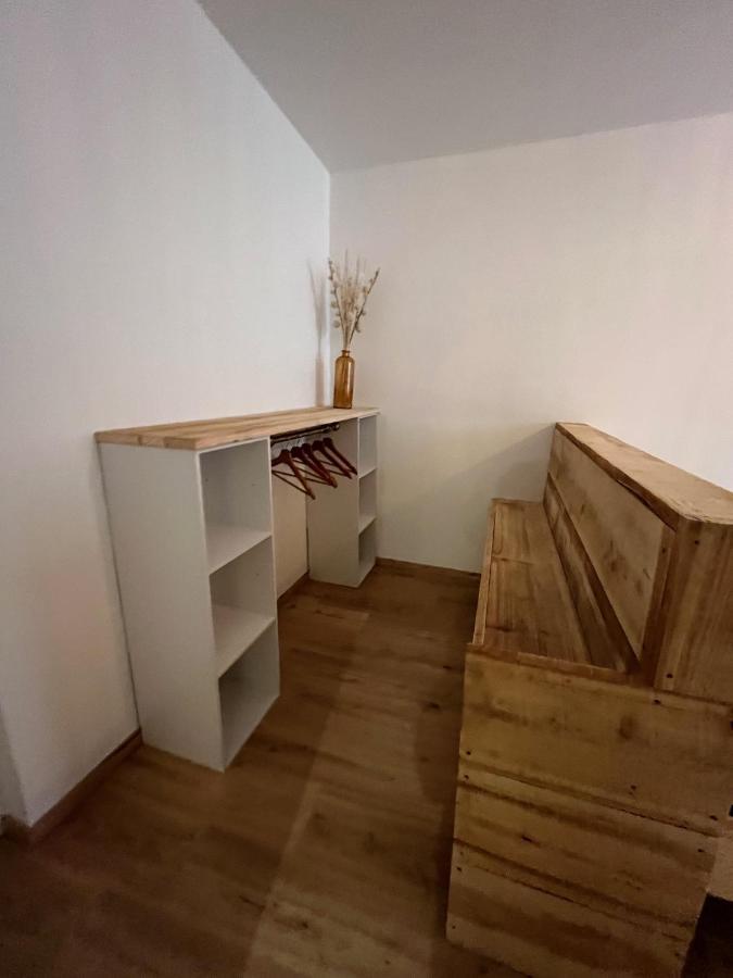 Chez Sam Apartment Langres Luaran gambar
